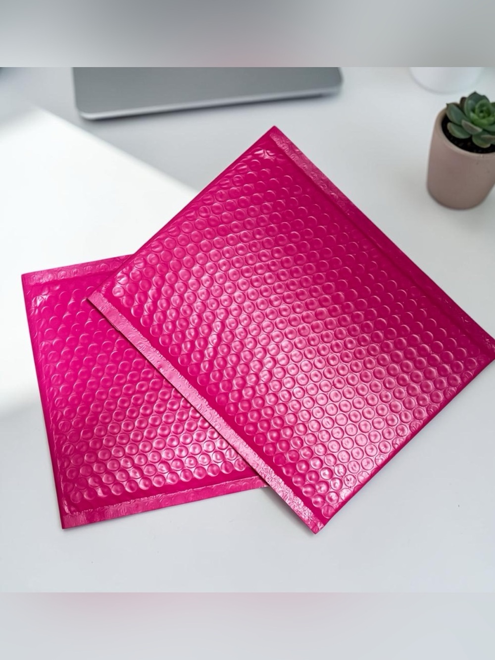 10 Vibrant Pink Bubble Mailers & 10 Stickers– Protective Gift&Shipping Envelopes